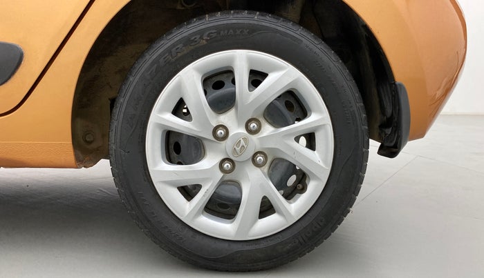 2017 Hyundai Grand i10 MAGNA 1.2 KAPPA VTVT, Petrol, Manual, 26,137 km, Left Rear Wheel