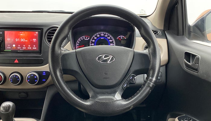 2017 Hyundai Grand i10 MAGNA 1.2 KAPPA VTVT, Petrol, Manual, 26,137 km, Steering Wheel Close Up