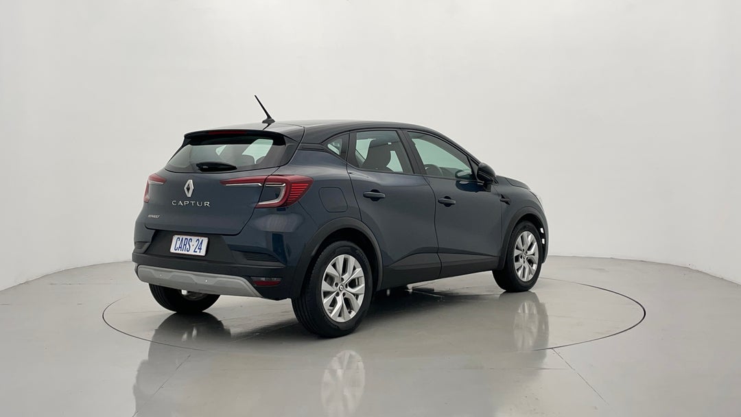 Right Back Diagonal (45- Degree) View