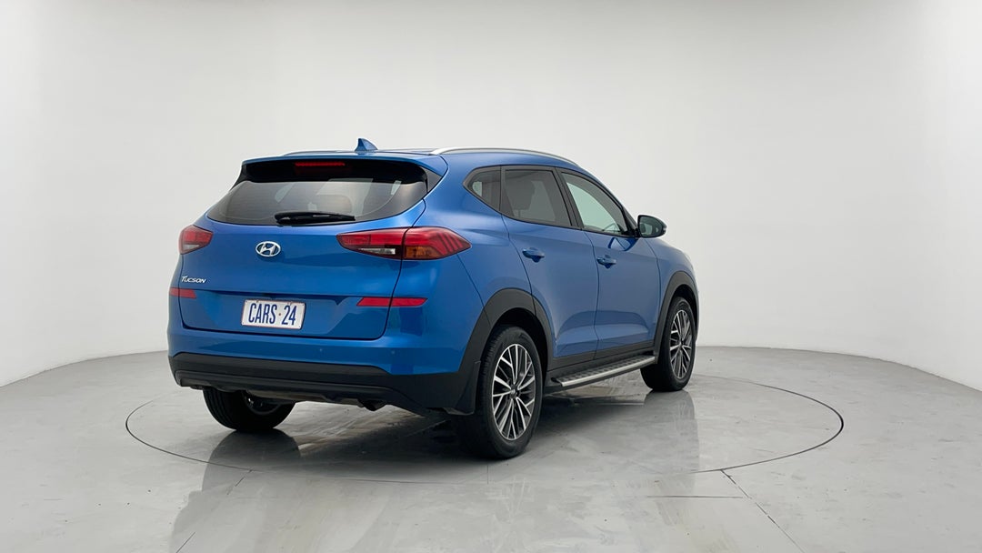 Right Back Diagonal (45- Degree) View