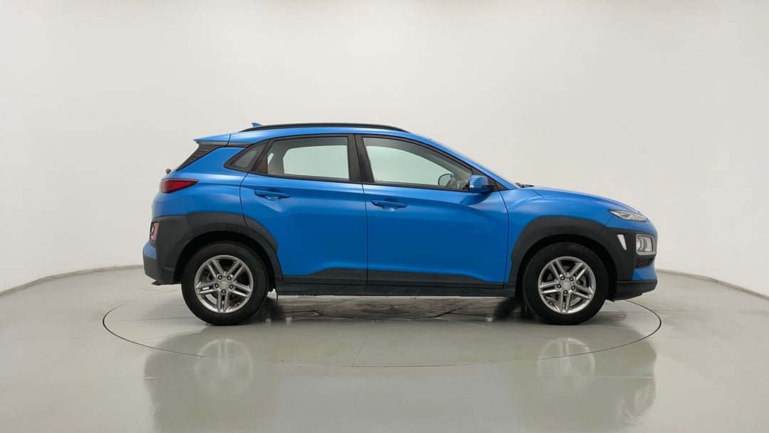 2019 Hyundai Kona Active (fwd), Automatic, 57177 km, Right Side View