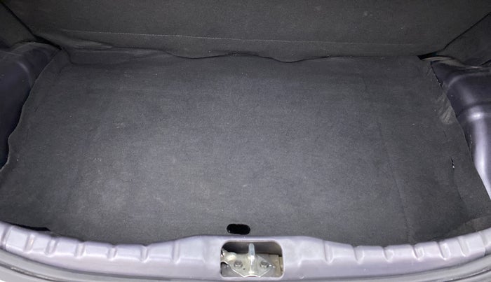 2014 Hyundai Eon MAGNA PLUS, Petrol, Manual, 19,614 km, Boot Inside View