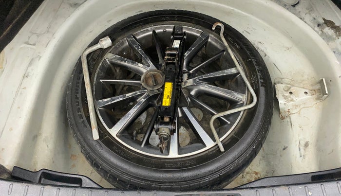 2014 Toyota Corolla Altis G PETROL, Petrol, Manual, 78,895 km, Spare Tyre