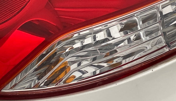 2014 Hyundai Verna FLUIDIC 1.6 VTVT SX OPT, Petrol, Manual, 83,441 km, Left tail light - Minor damage