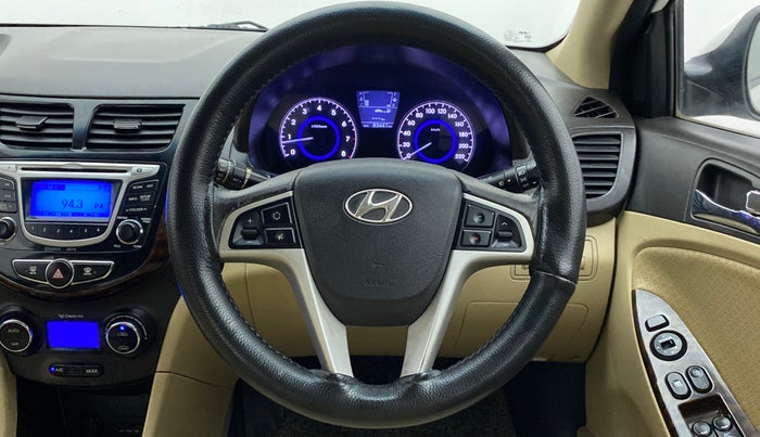 2014 Hyundai Verna FLUIDIC 1.6 VTVT SX OPT, Petrol, Manual, 83,441 km, Steering Wheel Close Up
