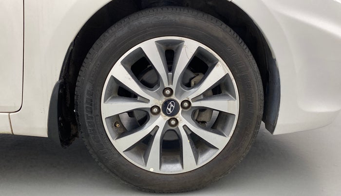 2014 Hyundai Verna FLUIDIC 1.6 VTVT SX OPT, Petrol, Manual, 83,441 km, Right Front Wheel
