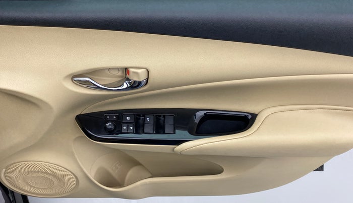 2020 Toyota YARIS VX CVT, Petrol, Automatic, 23,020 km, Driver Side Door Panels Control