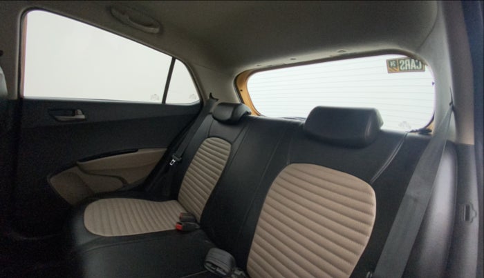 2014 Hyundai Grand i10 ASTA (O) 1.2 KAPPA VTVT, Petrol, Manual, 91,211 km, Right Side Rear Door Cabin