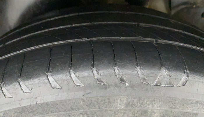 2017 Hyundai Creta 1.4 E PLUS CRDI, Diesel, Manual, 98,513 km, Left Rear Tyre Tread