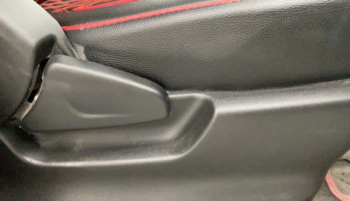 2018 Datsun Redi Go T(O) 1.0L LIMITED EDITION, Petrol, Manual, 62,495 km, Driver Side Adjustment Panel