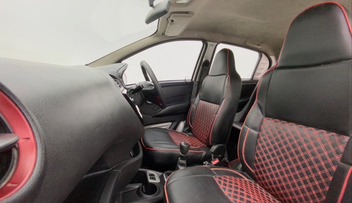 2018 Datsun Redi Go T(O) 1.0L LIMITED EDITION, Petrol, Manual, 62,495 km, Right Side Front Door Cabin
