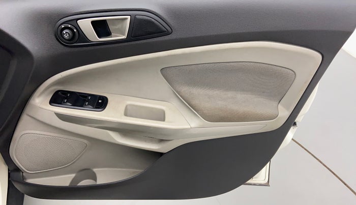 2016 Ford Ecosport 1.5TITANIUM TDCI, Diesel, Manual, 43,041 km, Driver Side Door Panels Control