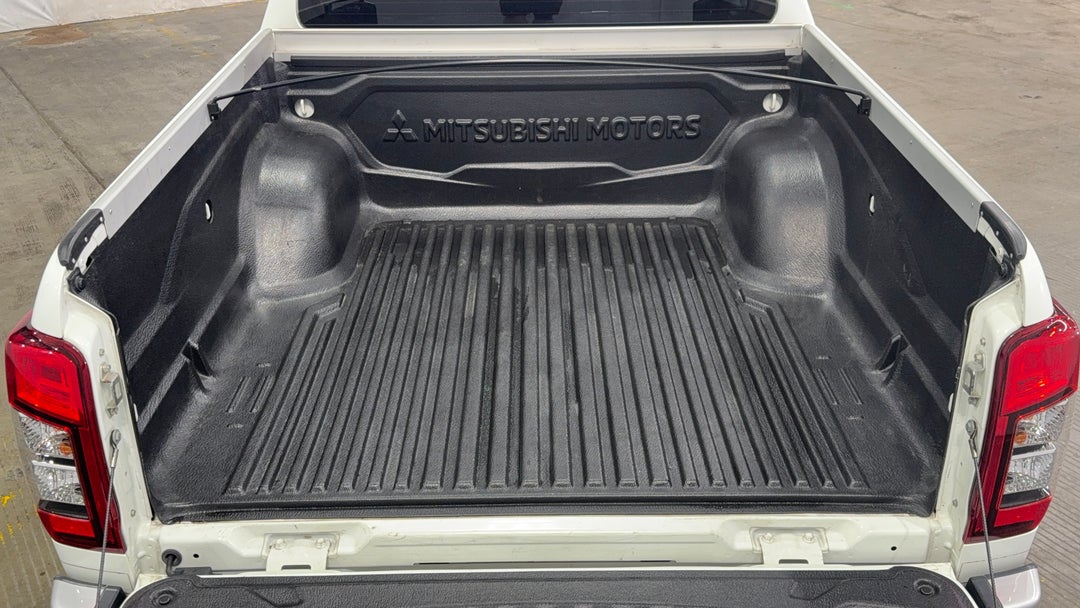 2019 Mitsubishi Triton Glx Plus (4x4), Automatic, 122087 km, Boot Inside View