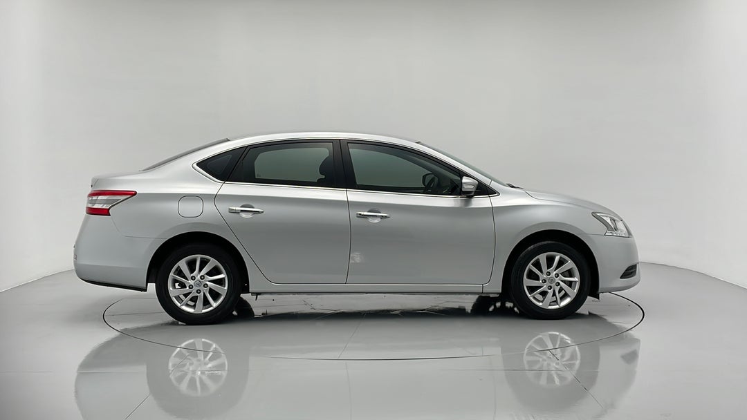 2016 Nissan Pulsar St, Automatic, 32260 km, Right Side View