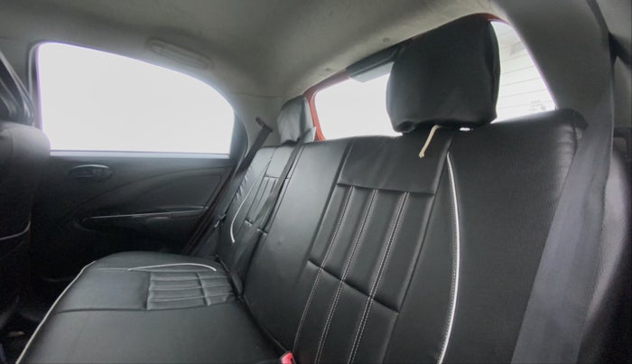 2015 Toyota Etios CROSS 1.4 GD, Diesel, Manual, 50,961 km, Right Side Rear Door Cabin