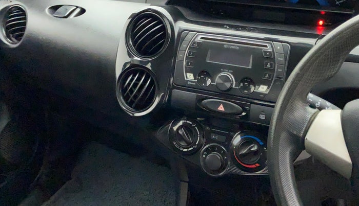 2015 Toyota Etios CROSS 1.4 GD, Diesel, Manual, 50,961 km, Dashboard - Air Re-circulation knob is not working
