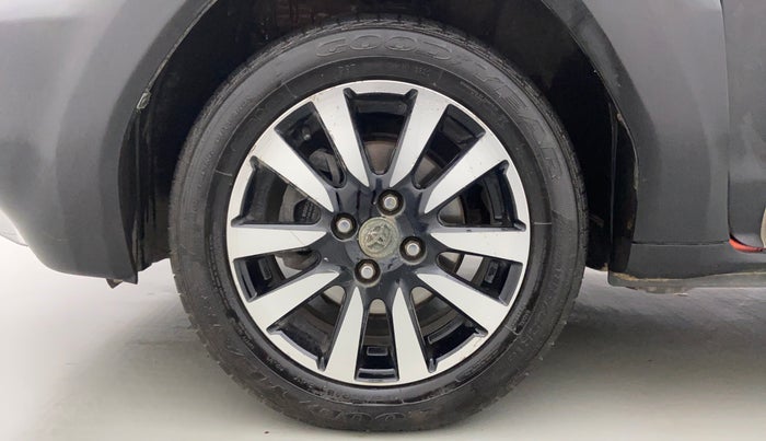 2015 Toyota Etios CROSS 1.4 GD, Diesel, Manual, 50,961 km, Left Front Wheel
