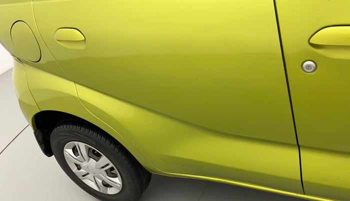 2016 Datsun Redi Go T (O), Petrol, Manual, 50,724 km, Right rear door - Minor scratches