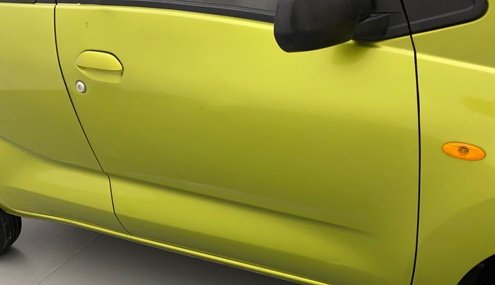 2016 Datsun Redi Go T (O), Petrol, Manual, 50,724 km, Driver-side door - Minor scratches