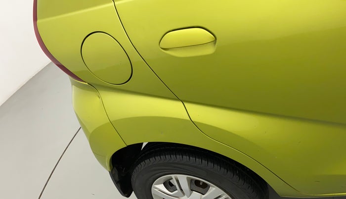 2016 Datsun Redi Go T (O), Petrol, Manual, 50,724 km, Right quarter panel - Slightly dented