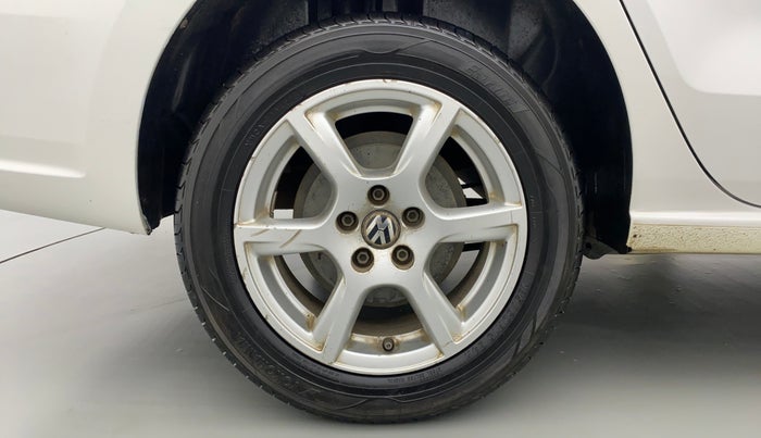 2014 Volkswagen Vento HIGHLINE DIESEL, Diesel, Manual, 81,126 km, Right Rear Wheel