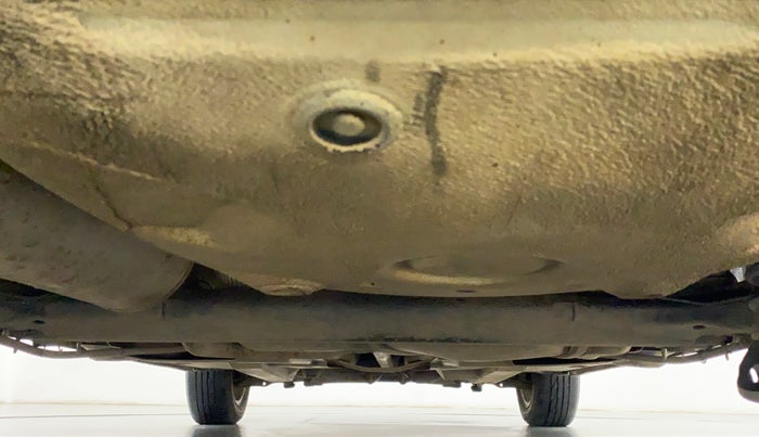 2014 Volkswagen Vento HIGHLINE DIESEL, Diesel, Manual, 81,126 km, Rear Underbody