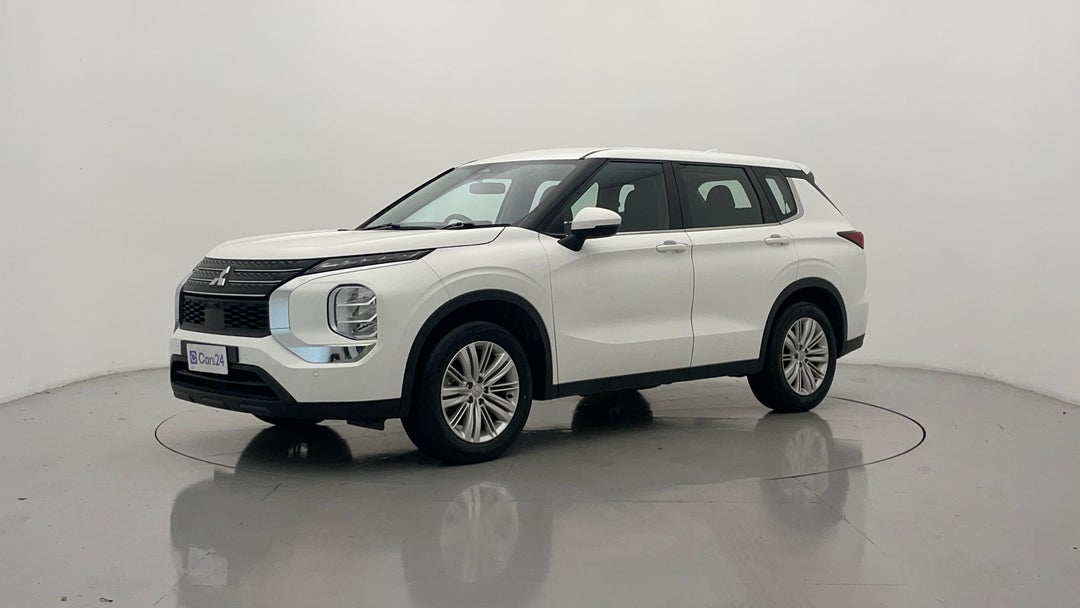 2022 Mitsubishi Outlander Es 7 Seat (AWD), Automatic, 56136 km, Left Front Diagonal (45- Degree) View