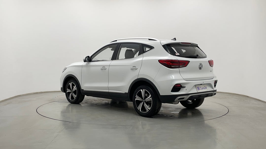 Left Back Diagonal (45- Degree) View