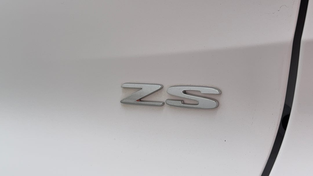 Badge (Boot Right Side)