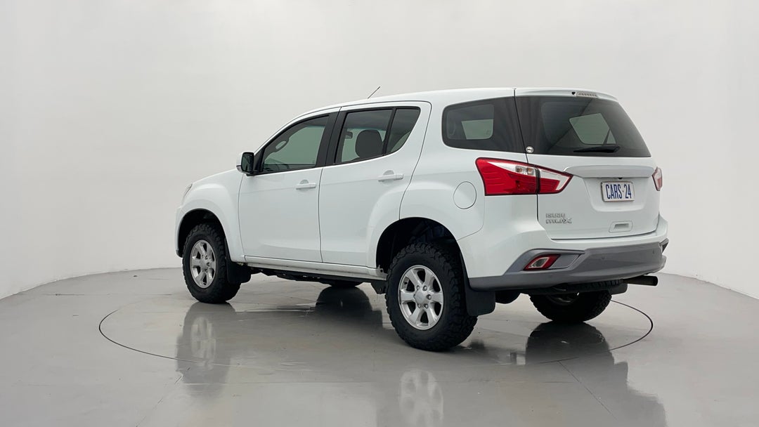 Left Back Diagonal (45- Degree) View