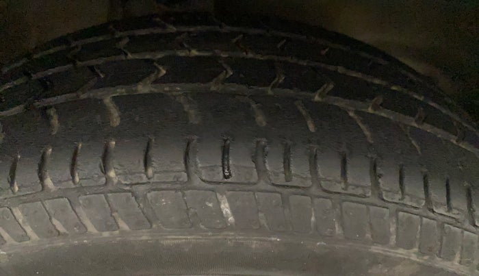 2018 Maruti Alto K10 VXI, Petrol, Manual, 26,621 km, Right Front Tyre Tread