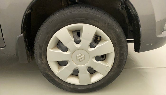 2018 Maruti Alto K10 VXI, Petrol, Manual, 26,621 km, Right Front Wheel