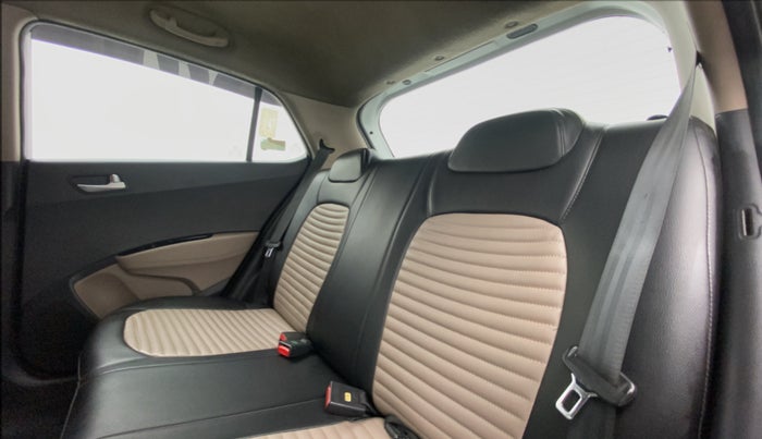 2019 Hyundai Grand i10 SPORTZ 1.2 KAPPA VTVT, Petrol, Manual, 77,397 km, Right Side Rear Door Cabin