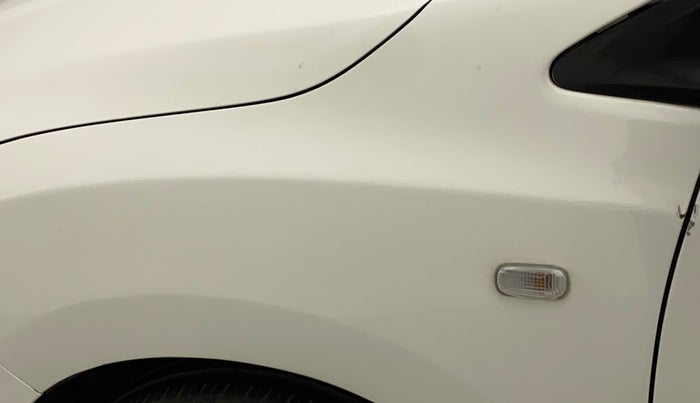 2015 Honda City 1.5L I-VTEC SV, Petrol, Manual, 1,01,611 km, Left fender - Slight discoloration