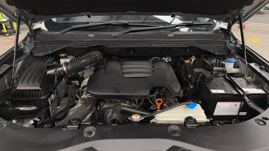 Open Bonnet (Engine)