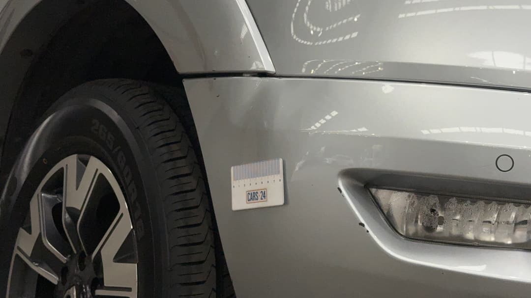 Bumper Front Dent