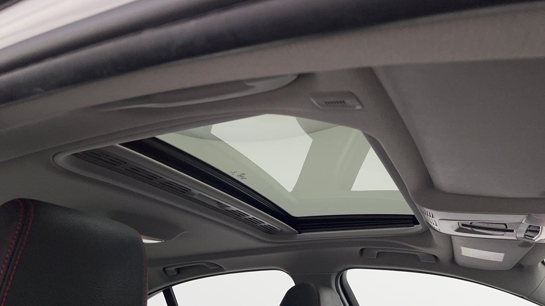 Interior Sunroof/Moonroof