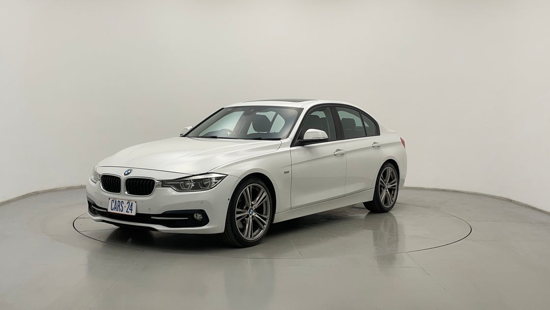 Left Front Diagonal (45- Degree) View