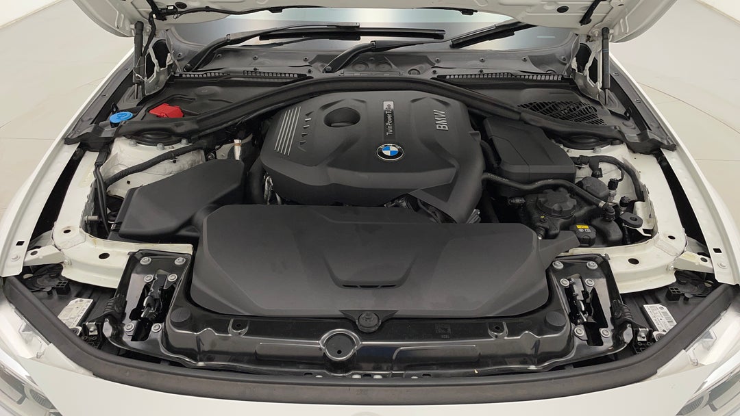 Open Bonnet (Engine)