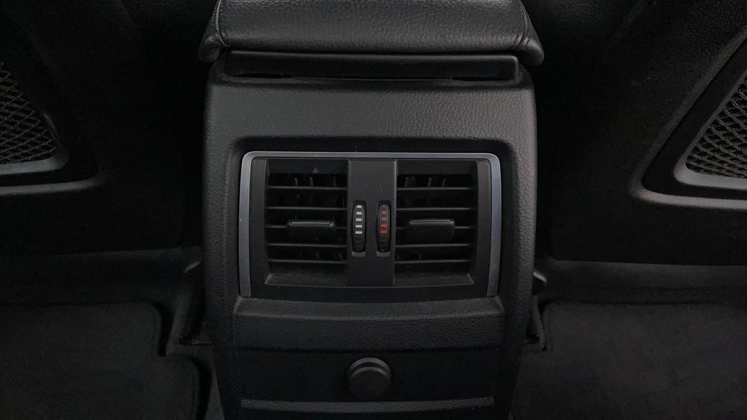 Rear A/C Vent