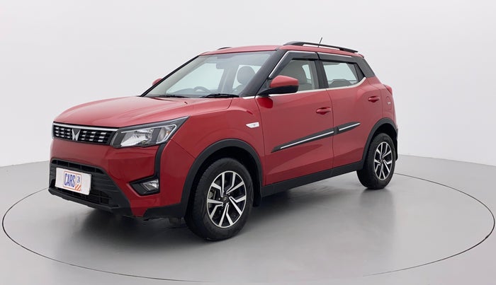 2023 Mahindra XUV300 W6 1.5 DIESEL AMT, Diesel, Automatic, 5,055 km, Left Front Diagonal