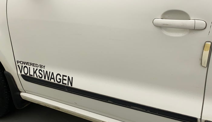 2018 Volkswagen Polo COMFORTLINE 1.0L MPI, Petrol, Manual, 1,01,696 km, Front passenger door - Slightly dented