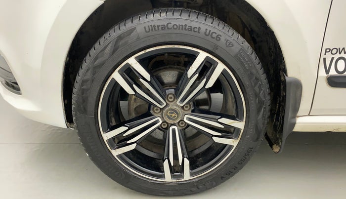 2018 Volkswagen Polo COMFORTLINE 1.0L MPI, Petrol, Manual, 1,01,696 km, Left Front Wheel
