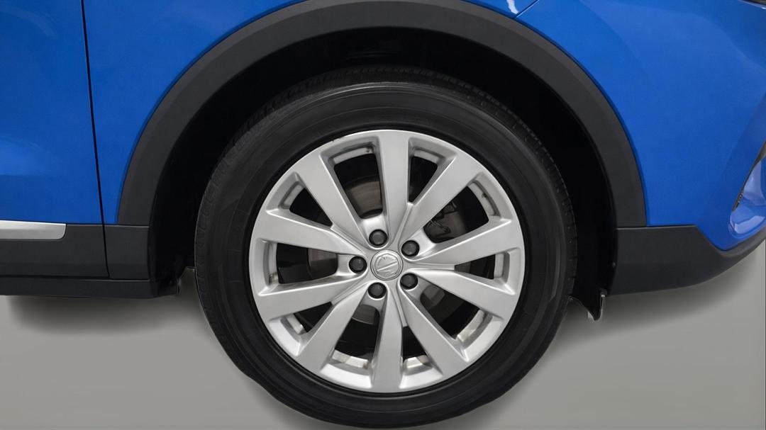 2022 MG Zst Core, Automatic, 31437 km, Right Front Wheel