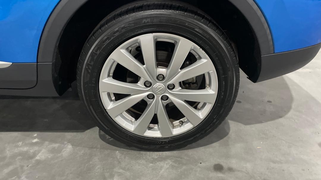 2022 MG Zst Core, Automatic, 31437 km, Left Rear Wheel