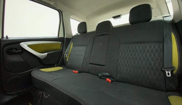 2014 Renault Duster 110 PS RXL Diesel PLUS, Diesel, Manual, 52,703 km, Right Side Rear Door Cabin
