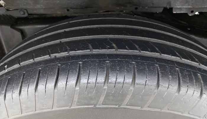 2017 Mahindra Scorpio S6+ INTELL HYBRID, Diesel, Manual, 39,791 km, Left Rear Tyre Tread