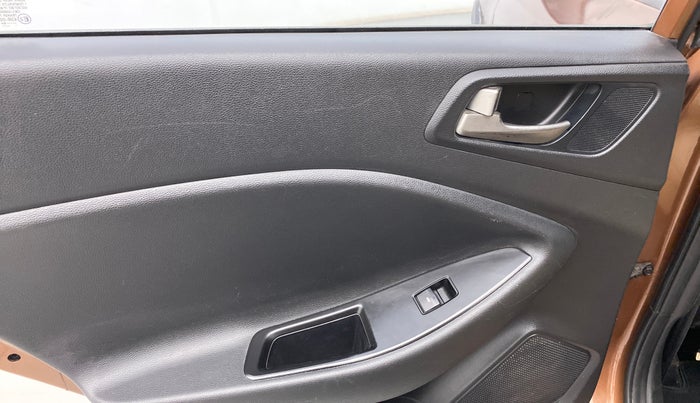 2017 Hyundai i20 Active 1.2 SX, Petrol, Manual, 95,737 km, Left rear window switch / handle - Minor damage