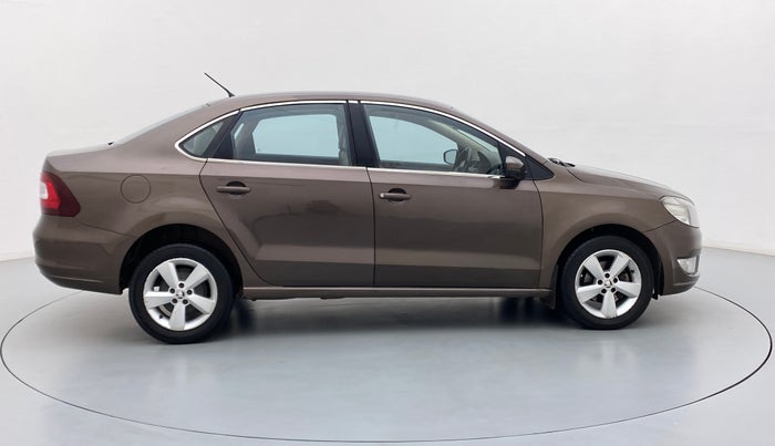 2016 Skoda Rapid 1.5 TDI AT STYLE PLUS, Diesel, Automatic, 59,349 km, Right Side View