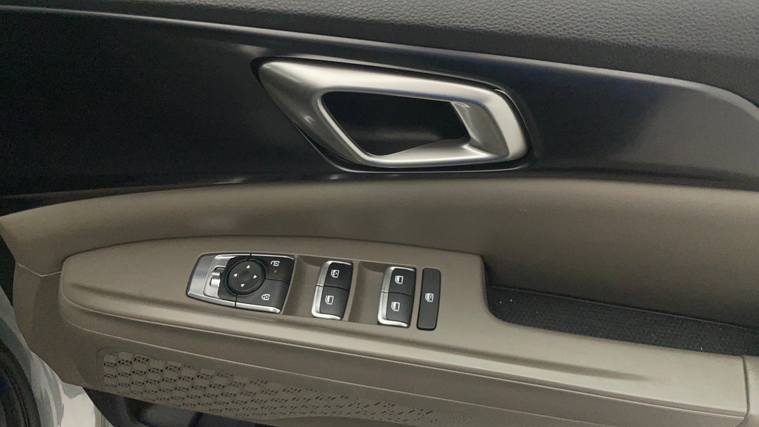 2024 Kia Carnival S, Automatic, 50390 km, Drivers Side Door Panel Controls